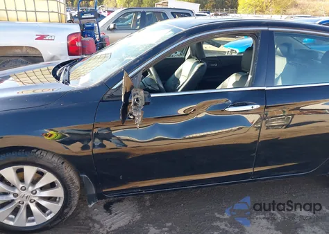 2014 Honda Accord Ex-L V-6 z USA, uszkodzony, nr VIN 1HGCR3F83EA011529